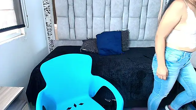 Keyla Brunette  online show from 18, 4, 2026