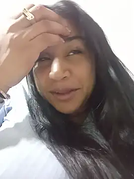 Snapshot of LexyJohnnes_ chatting on 4, 7, 2026 LexyJohnnes online show from 4, 7, 2026