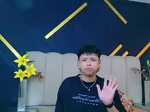 NikiEvanz online show from 28, 4, 2026