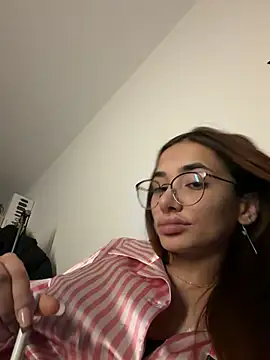 MiilaStarr online show from 12, 3, 2026