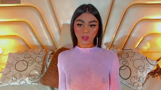 tiifannysexyhot online show from 27, 3, 2026