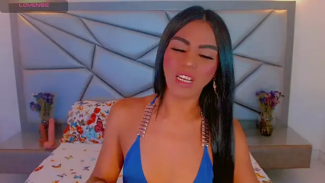 tiifannysexyhot online show from 23, 4, 2026