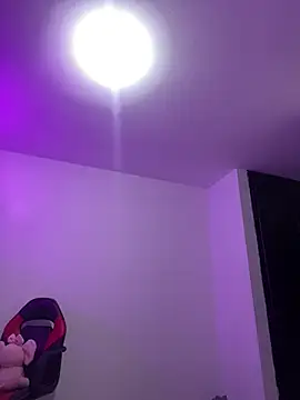 LINDA EF online show from 22, 4, 2026