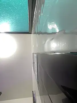 LINDA EF online show from 15, 4, 2026