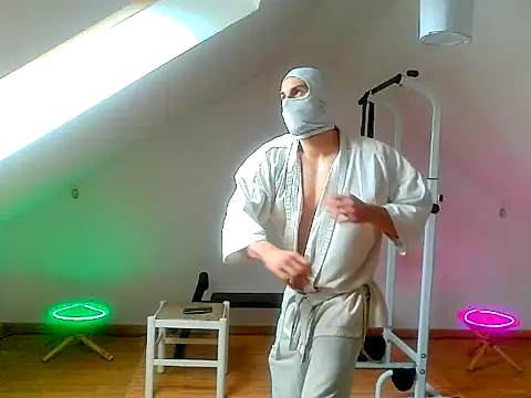 NinjaLaser online show from 13, 5, 2026