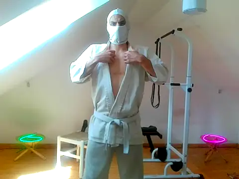NinjaLaser online show from 26, 4, 2026