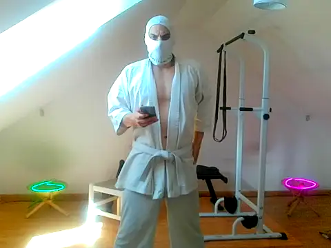 NinjaLaser online show from 23, 4, 2026