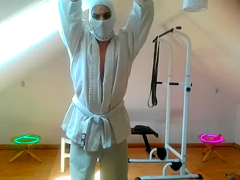 NinjaLaser online show from 20, 4, 2026