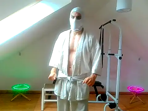 NinjaLaser online show from 12, 5, 2026