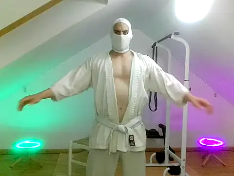 NinjaLaser online show from 18, 4, 2026