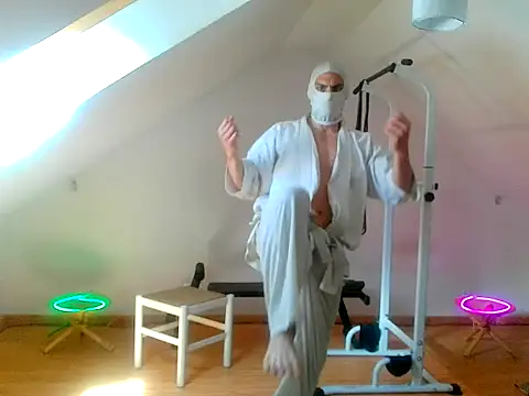 NinjaLaser online show from 29, 4, 2026