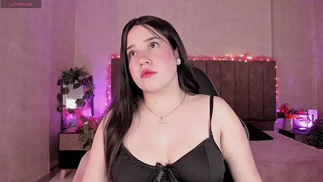 Snapshot of Julieth_Caandy chatting on 18, 7, 2026 Julieth Caandy online show from 18, 7, 2026