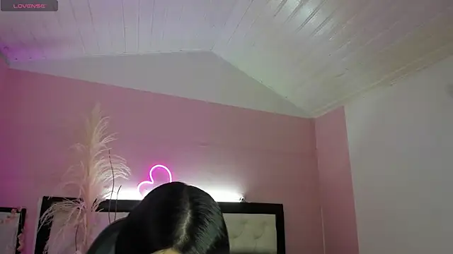 Snapshot of Julieth_Caandy chatting on 26, 6, 2026 Julieth Caandy online show from 26, 6, 2026