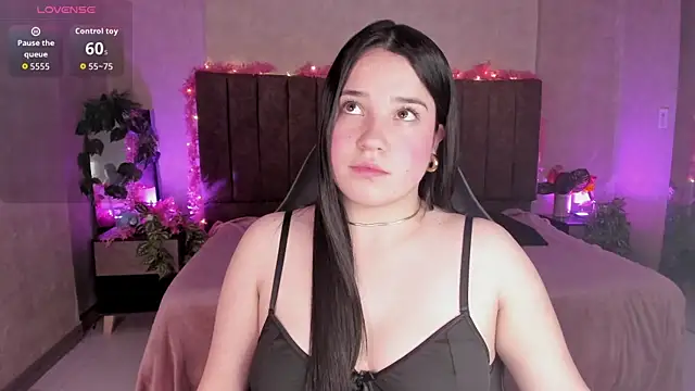 Snapshot of Julieth_Caandy chatting on 28, 7, 2026 Julieth Caandy online show from 28, 7, 2026