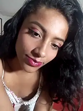 KattyBerryX online show from 22, 4, 2026