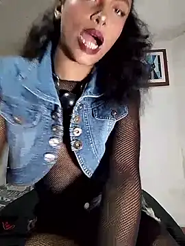 KattyBerryX online show from 14, 4, 2026
