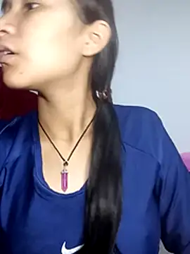 KarolaMendez online show from 4, 7, 2026