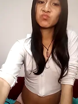 KarolaMendez online show from 28, 3, 2026