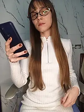 Atena demeter online show from 7, 6, 2026