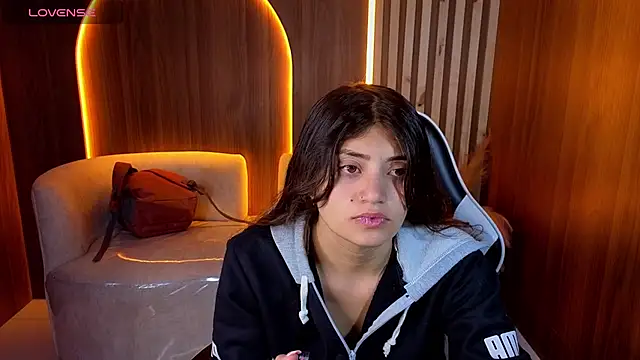 Lia queen tx online show from 29, 5, 2026