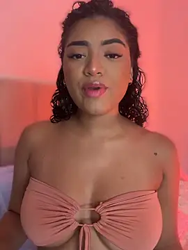 Snapshot of karlymonroe chatting on 16, 3, 2026 karlymonroe online show from 16, 3, 2026