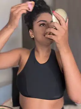 karlymonroe online show from 25, 3, 2026