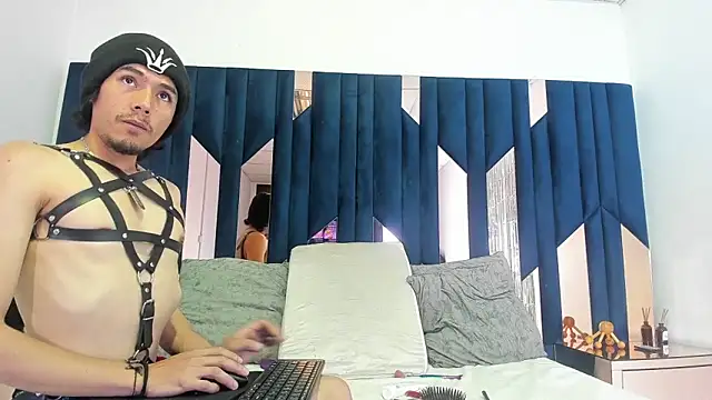 Snapshot of KikyoAndDrey chatting on 4, 5, 2026 KikyoAndDrey online show from 4, 5, 2026