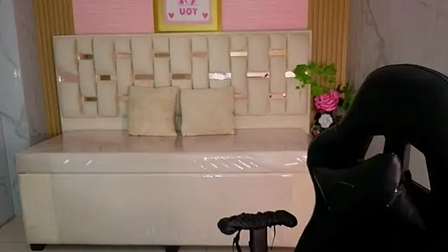 veronicaa s online show from 24, 6, 2026