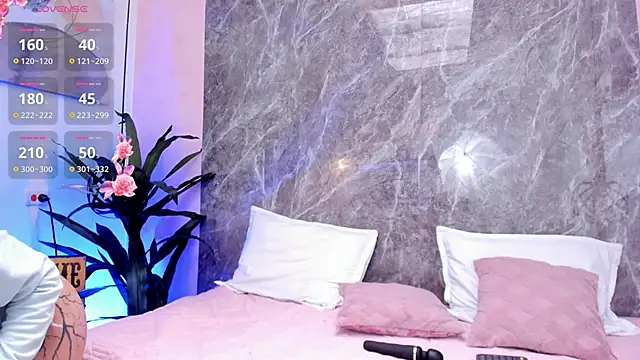 Megan Stein online show from 16, 4, 2026