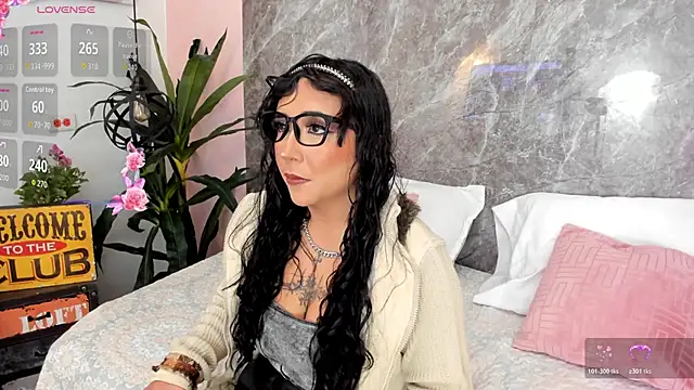 Megan Stein online show from 4, 6, 2026