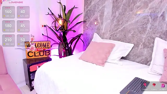 Megan Stein online show from 14, 4, 2026