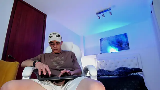 AzakMyers online show from 17, 3, 2026