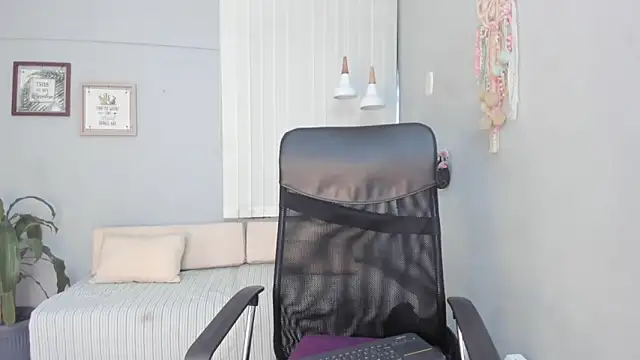 Snapshot of Thiago_2003_ chatting on 25, 3, 2026 Thiago 2003 online show from 25, 3, 2026