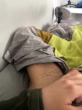 hardboii00 online show from 18, 4, 2026