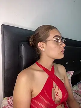 isabella-hot12 online show from 15, 4, 2026