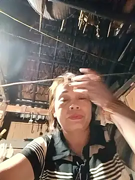 Snapshot of Lyly22x chatting on 22, 3, 2026 Lyly22x online show from 22, 3, 2026