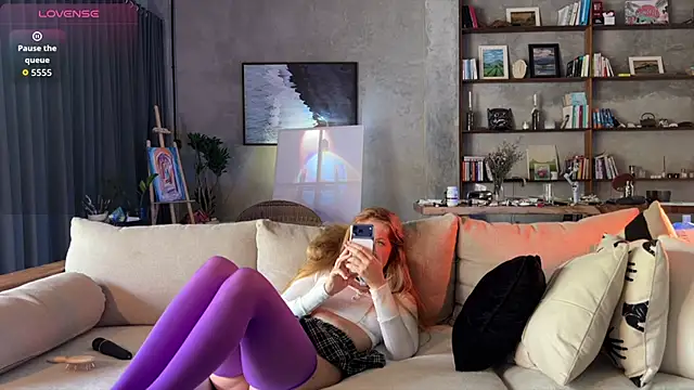 Battyredhair online show from 22, 6, 2026