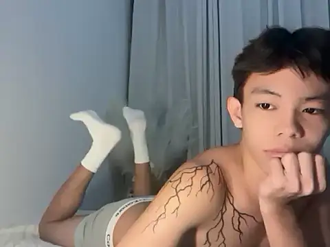 Snapshot of hottasianboy chatting on 4, 6, 2026 hottasianboy online show from 4, 6, 2026