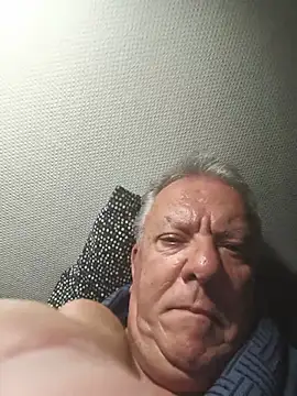 Daniel luxure online show from 4, 8, 2026