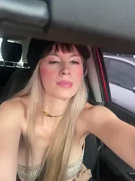 Camilabarbietoscano online show from 19, 3, 2026