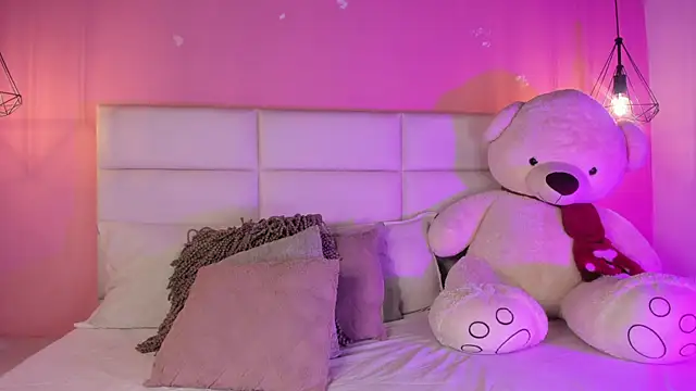 KarolyneLune online show from 19, 4, 2026