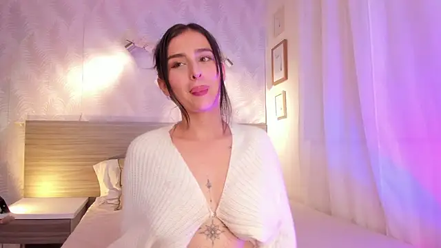 KarolyneLune online show from 15, 7, 2026