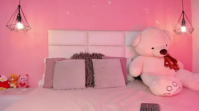 KarolyneLune online show from 5, 5, 2026