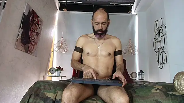 Jorge Perezz online show from 25, 5, 2026