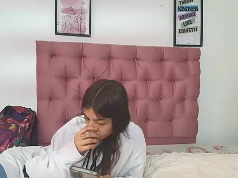 Sweet Scarlett  online show from 26, 5, 2026
