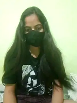 nidhiyadav00 online show from 29, 4, 2026