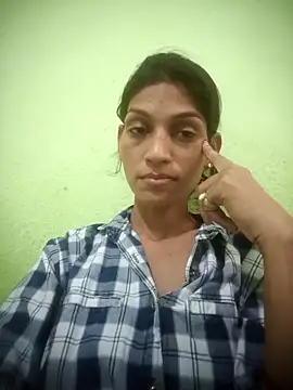 nidhiyadav00 online show from 19, 5, 2026