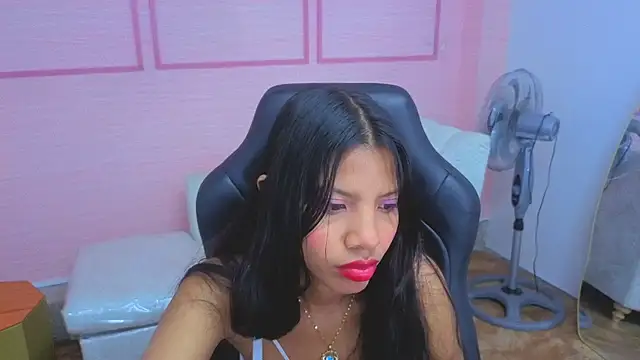 emily smith t online show from 3, 6, 2026