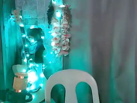 small 13 online show from 3, 4, 2026