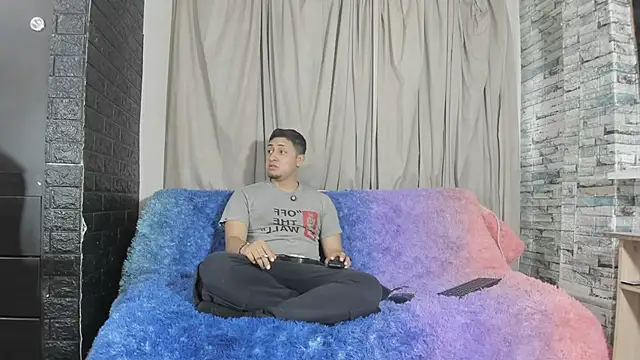 NoahAndBunny online show from 28, 4, 2026